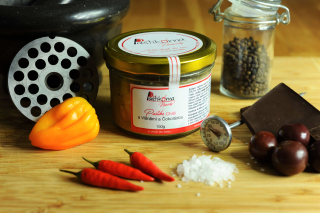 Chilli s Višněmi a Čokoládou